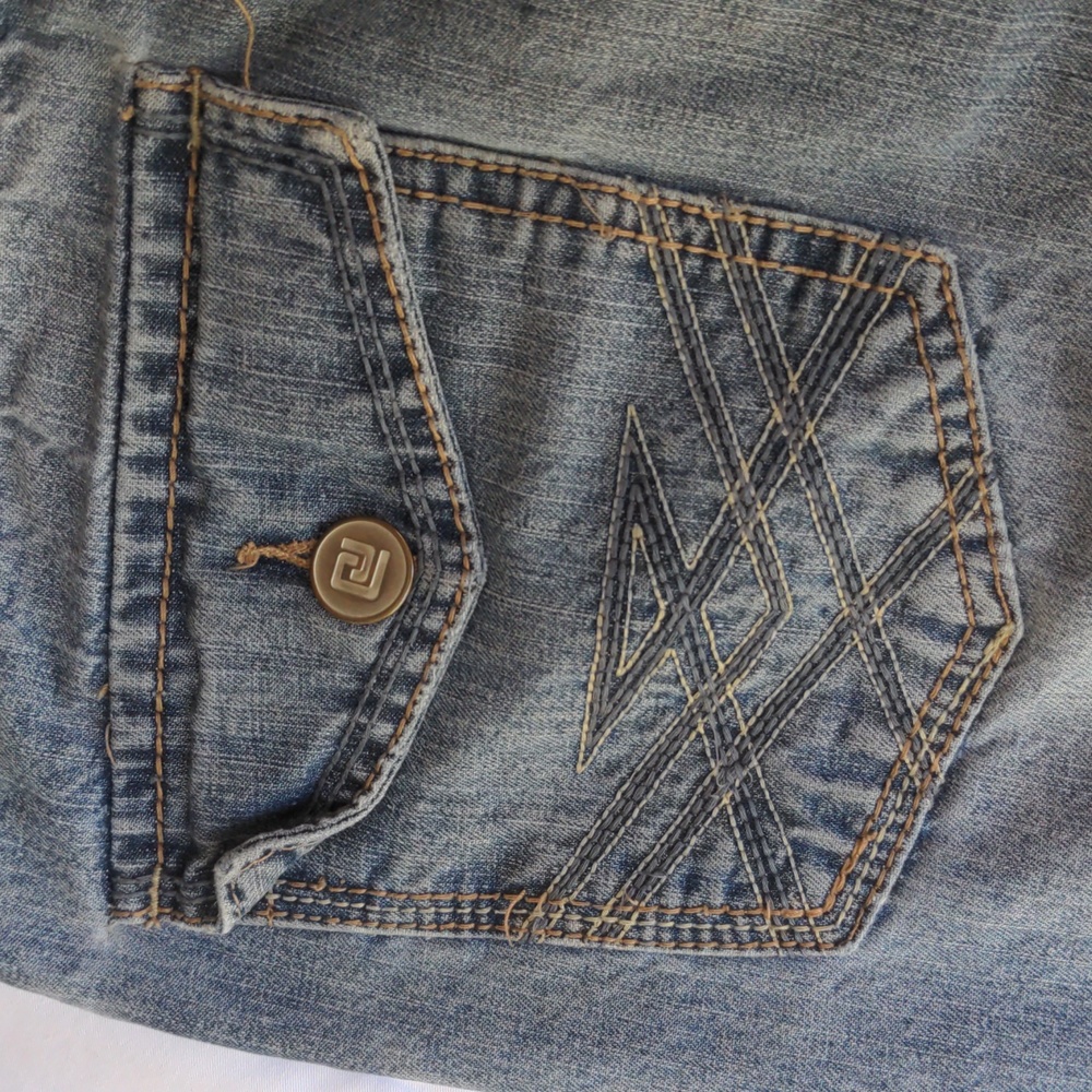 Black Denim Blue Jeans with Some Light Distressing Back Pocket Flap Button Closu - Picture 11 of 12